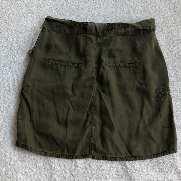 H&M cargo skirt, Size 8 - Picture 5 of 6